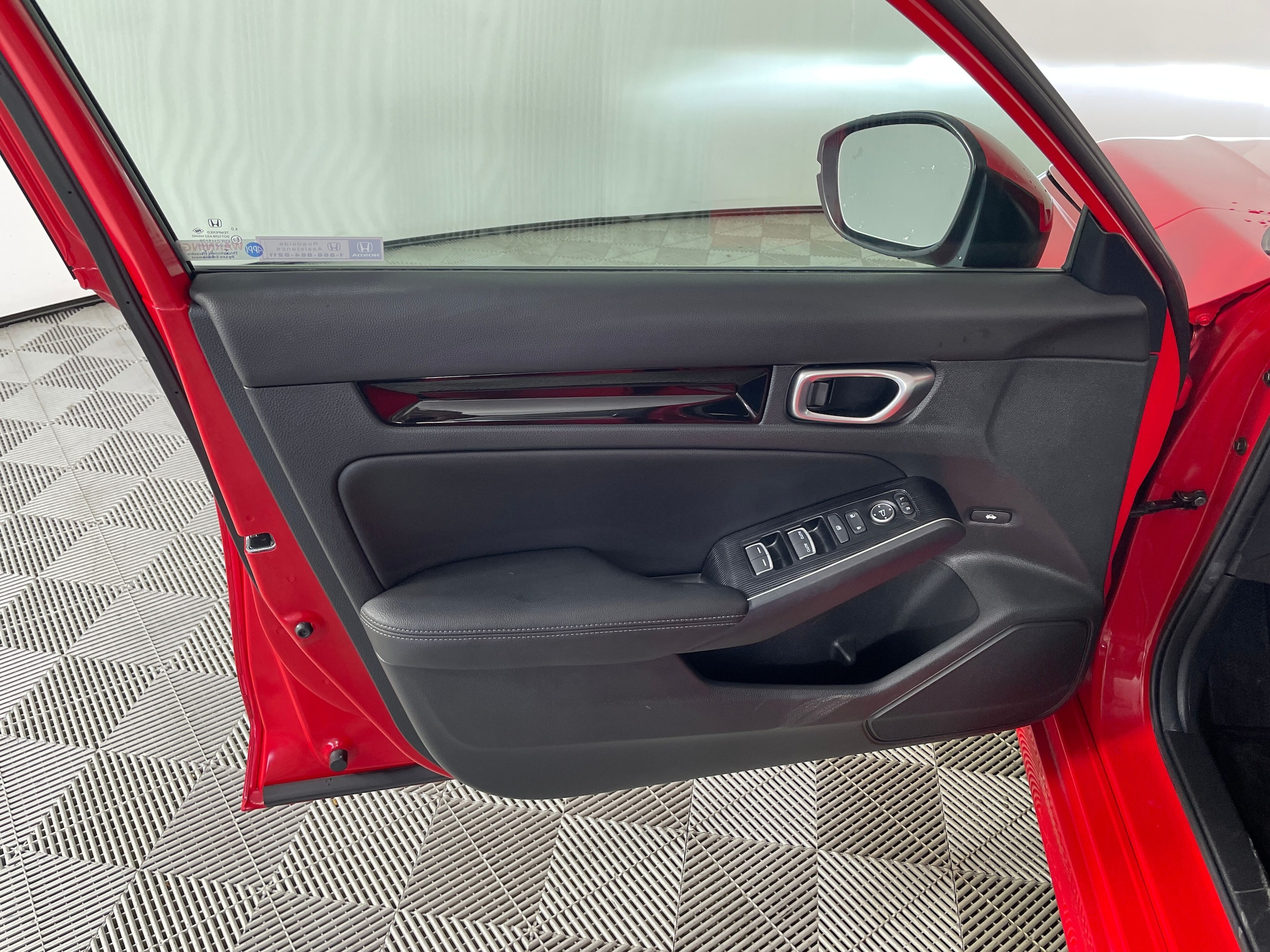 2024 Honda Civic Touring - Photo 17