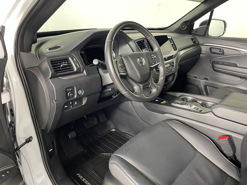 Certified 2025 Honda Passport EX-L SUV