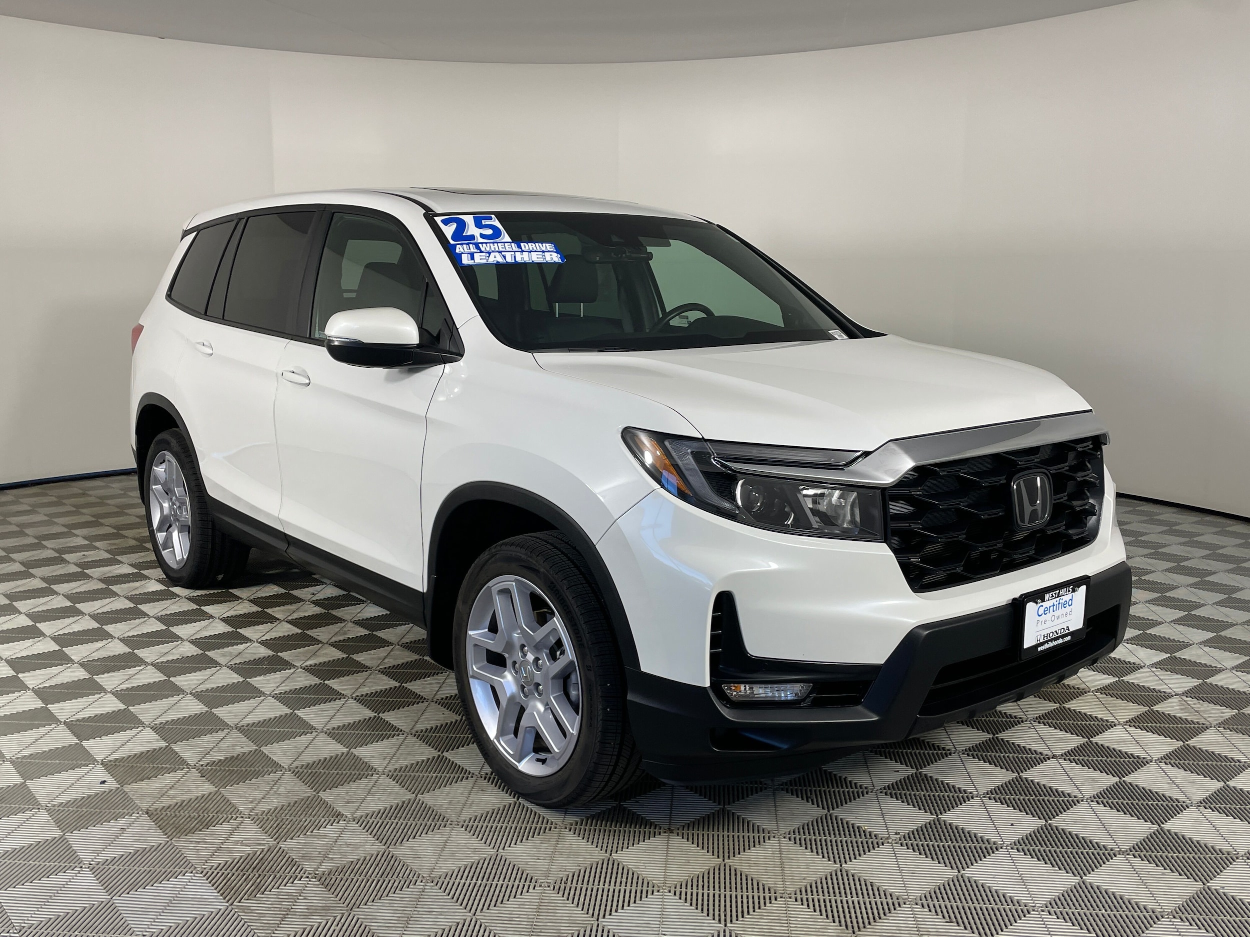 2025 Honda Passport EX-L - Photo 26