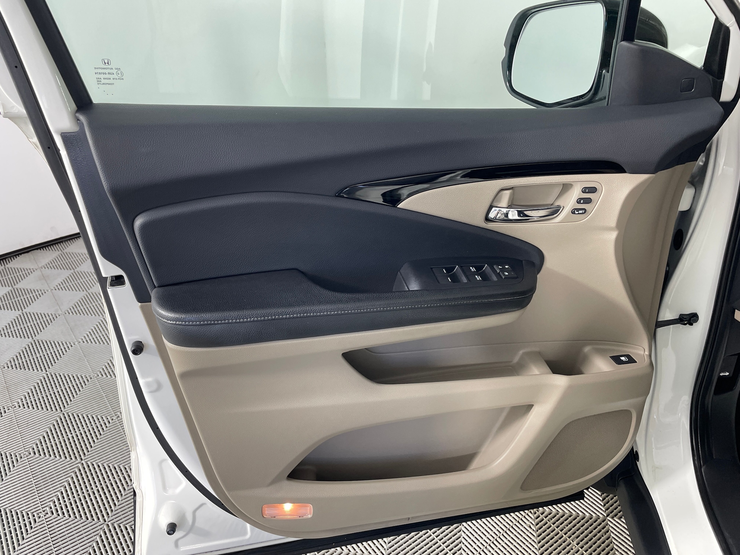 2019 Honda Ridgeline RTL-E - Photo 16
