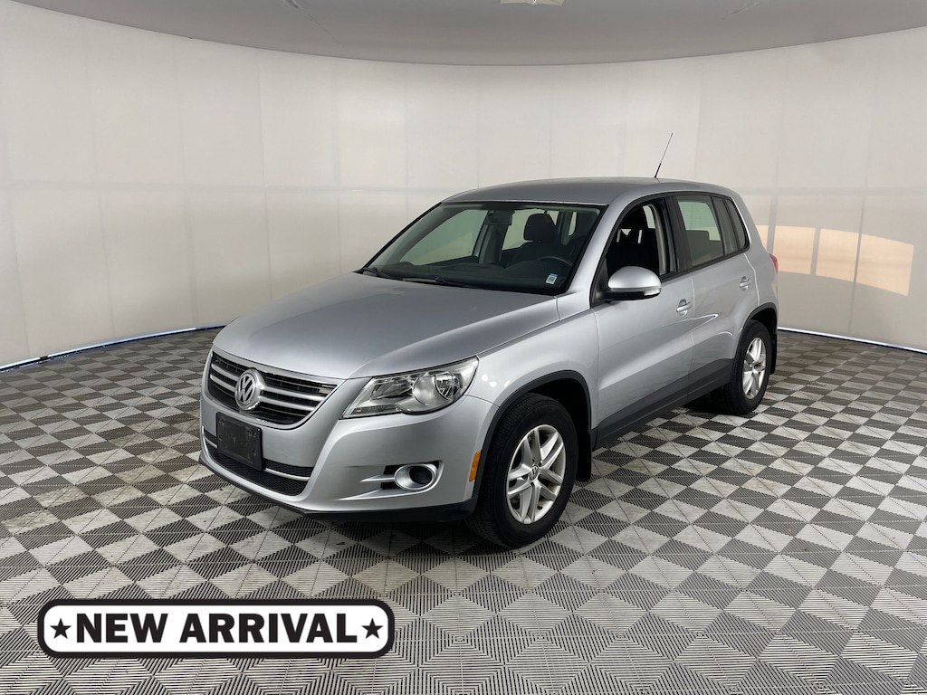 Used 2011 Volkswagen Tiguan SUV