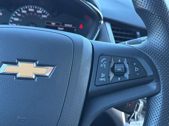 2018 Chevrolet Trax LS - Photo 19
