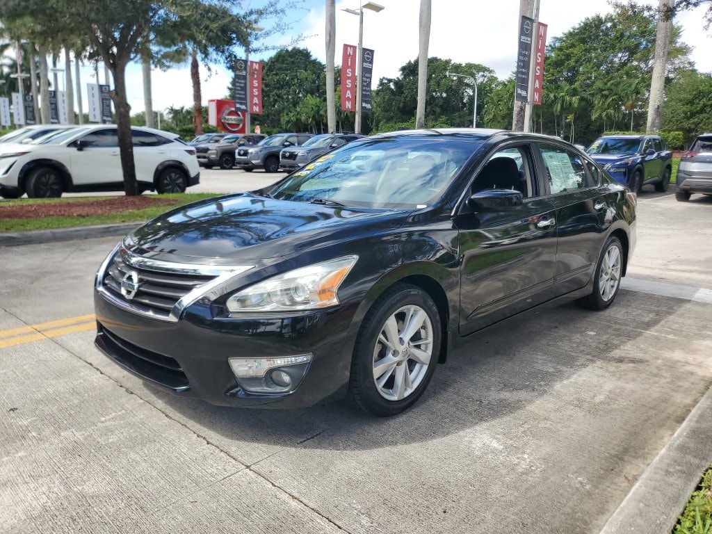 Used 2015 Nissan Altima 2.5 SV Sedan