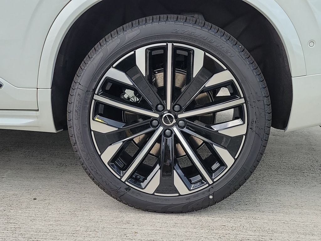 New 2026 Volvo XC90 B6 Plus 7-Seater SUV