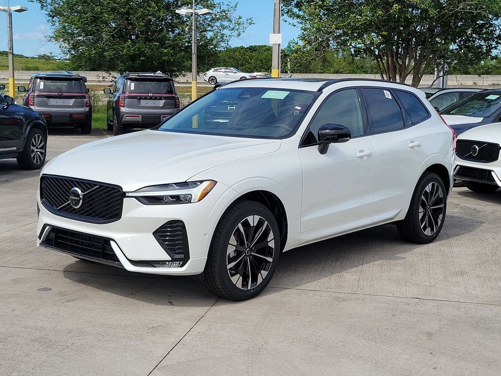 New 2026 Volvo XC60 B5 Plus SUV