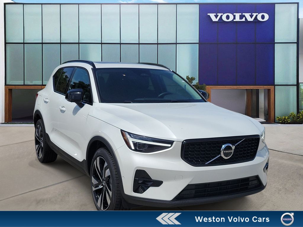  Volvo XC40