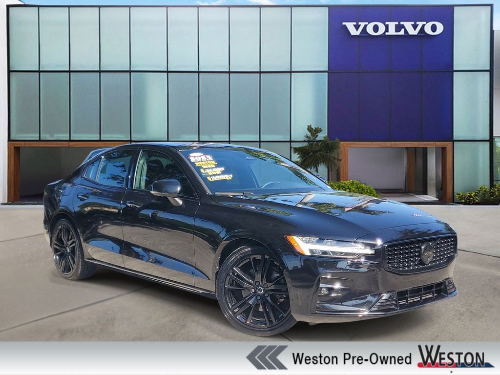 2024 Volvo S60 Plus