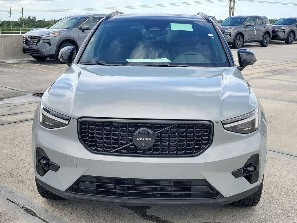 New 2026 Volvo XC40 B5 Ultra Black Edition SUV