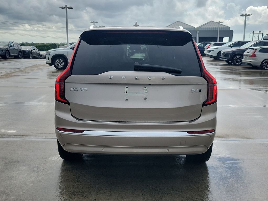 New 2026 Volvo XC90 B6 Plus 7-Seater SUV