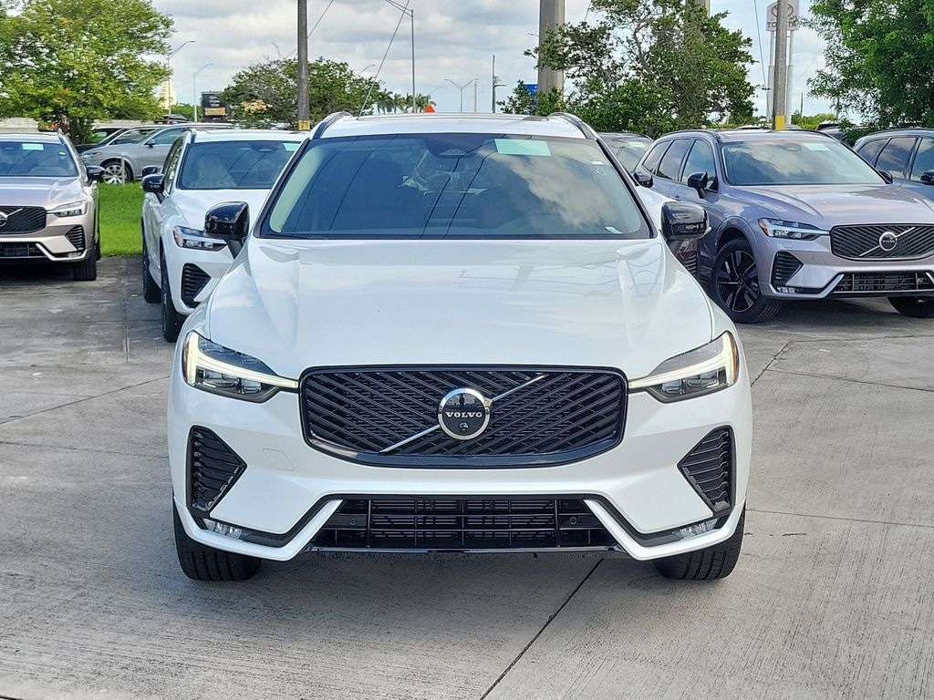 New 2026 Volvo XC60 B5 Plus SUV