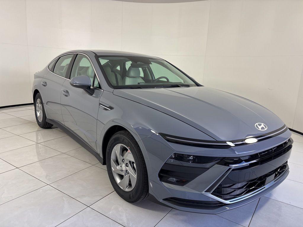 2026 Hyundai Sonata SE - Photo 7