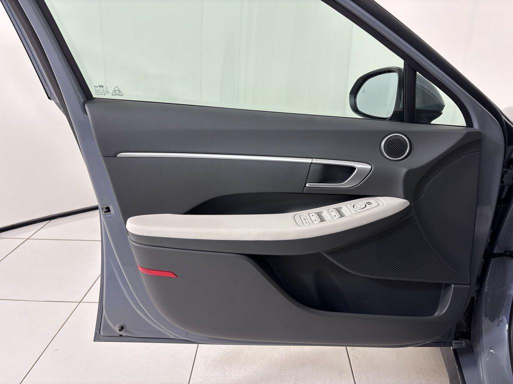 2026 Hyundai Sonata SE - Photo 13