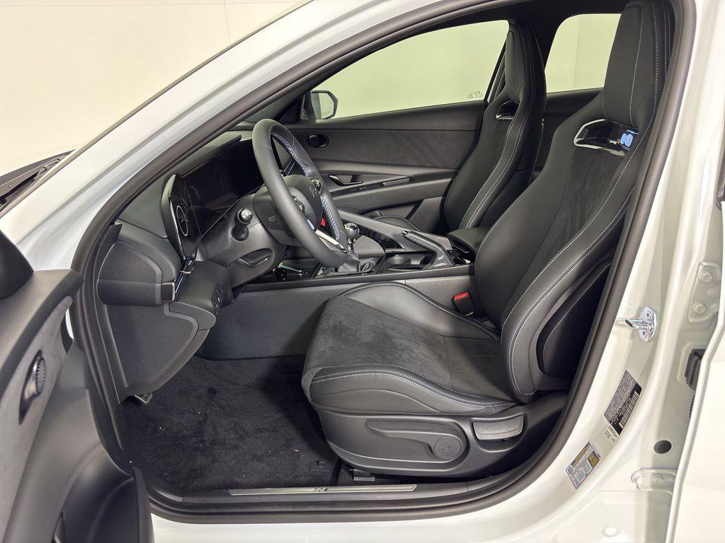2026 Hyundai Elantra N - Photo 14