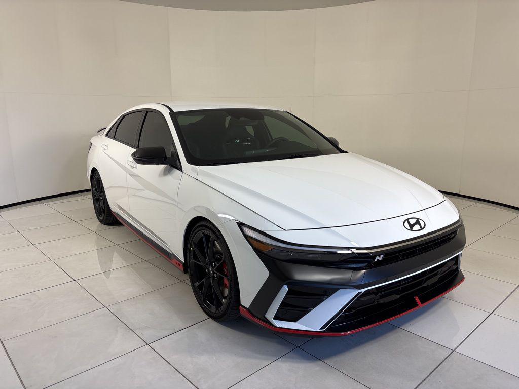 2026 Hyundai Elantra N - Photo 7