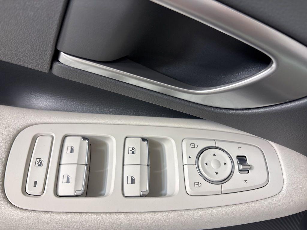 2026 Hyundai Sonata SE - Photo 14