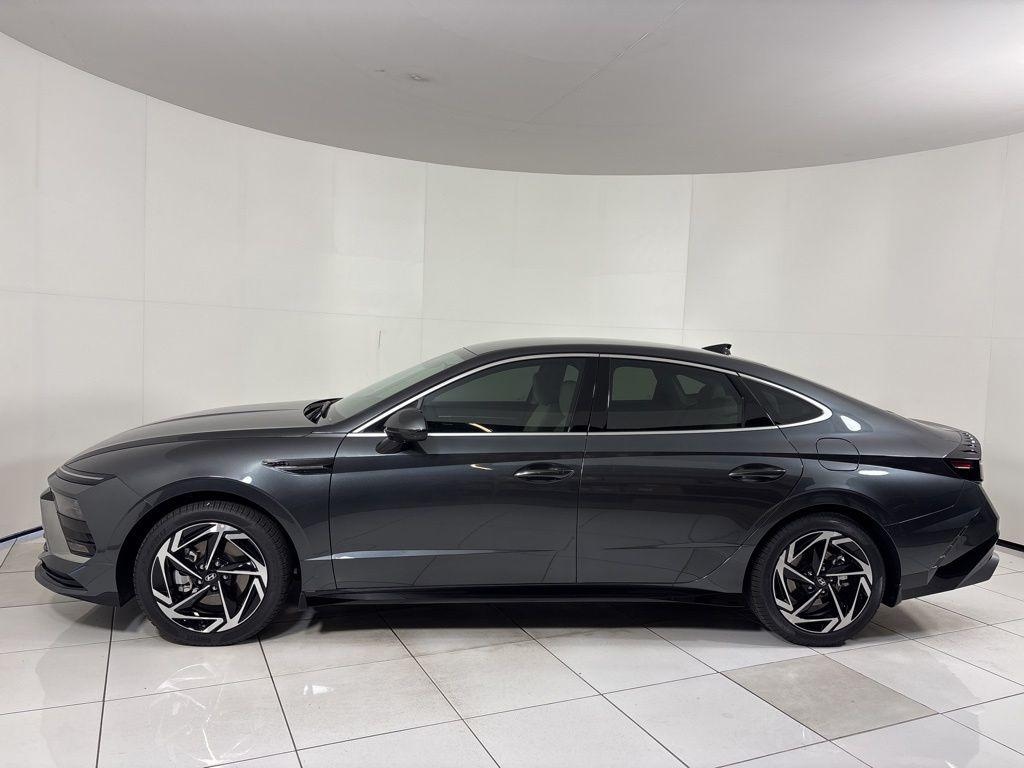 New 2026 Hyundai Sonata SEL Sport Sedan