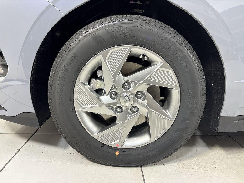 2026 Hyundai Sonata SE - Photo 18