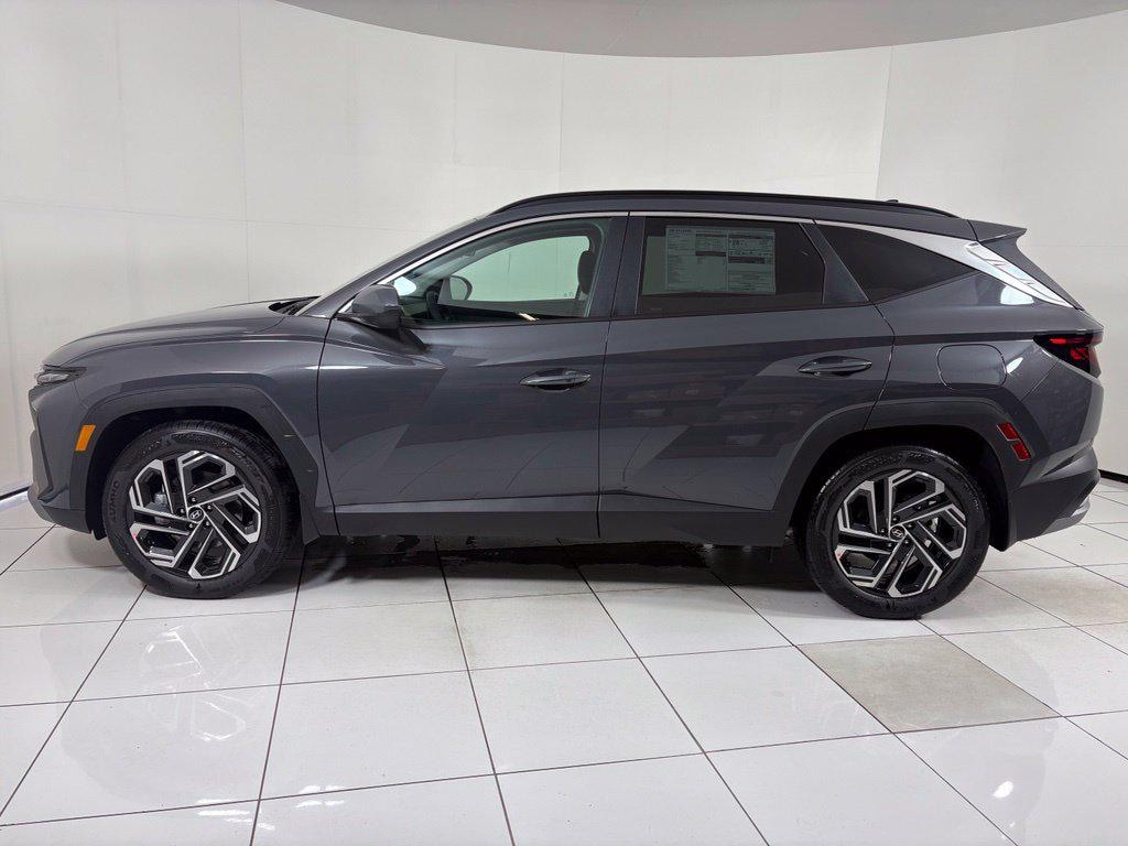 New 2026 Hyundai Tucson SEL Plus FWD SUV