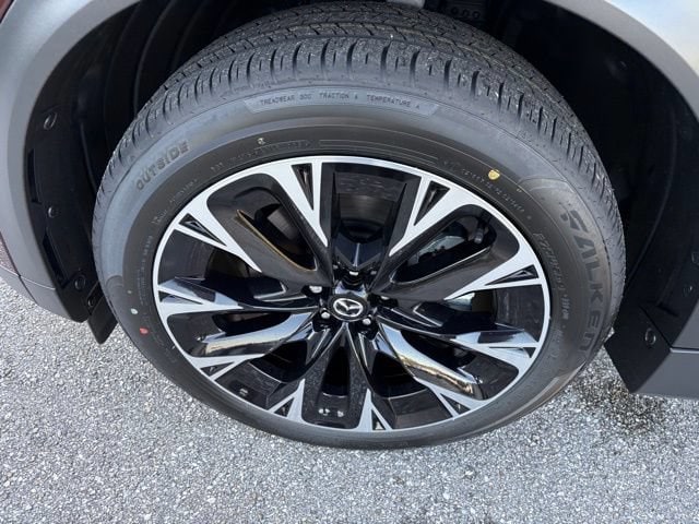 2026 Mazda CX-90 Premium Plus Package - Photo 9