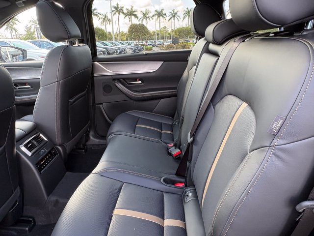 2026 Mazda CX-70 Premium Package - Photo 35