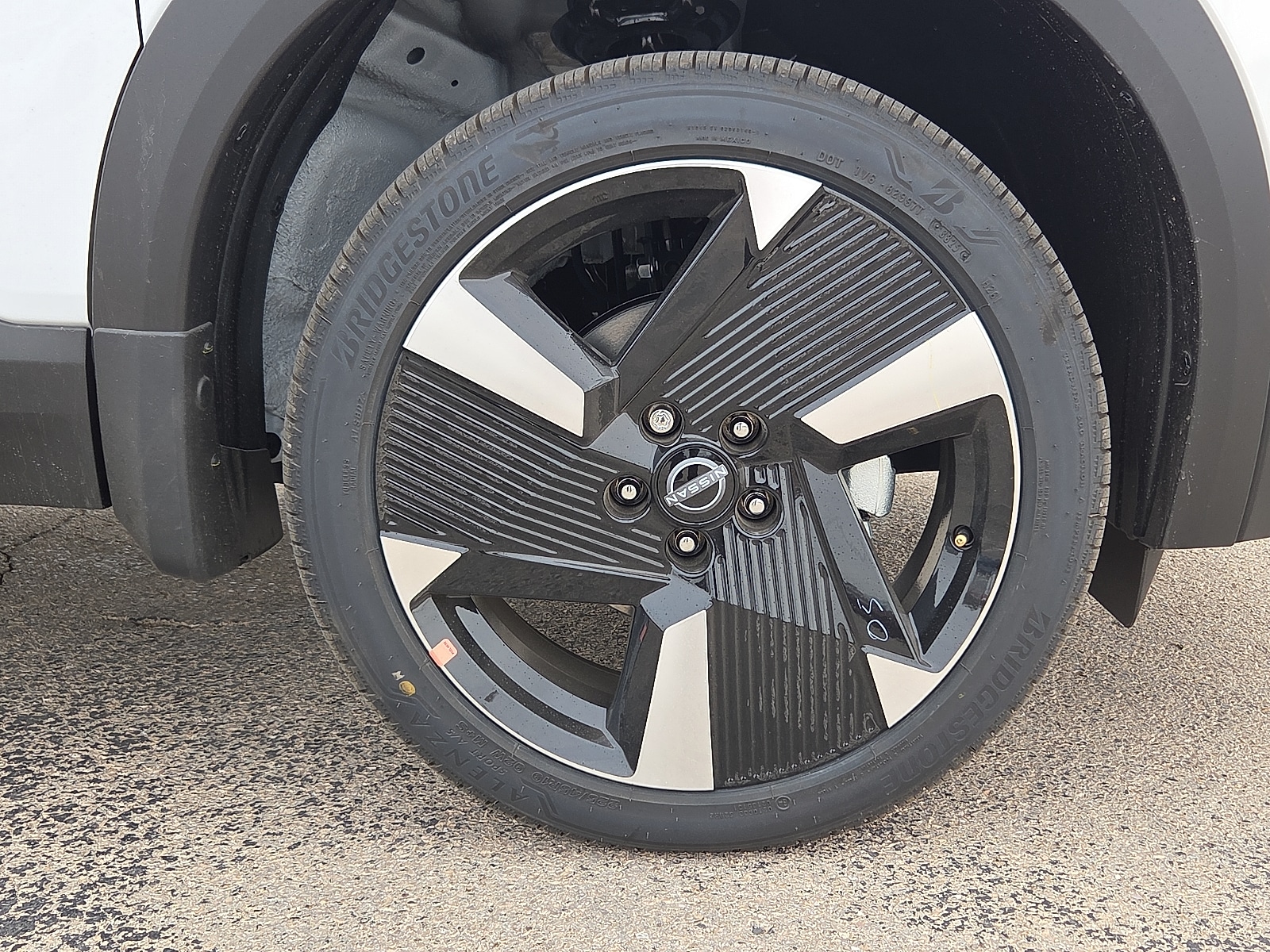 2026 Nissan KICKS SR - Photo 8