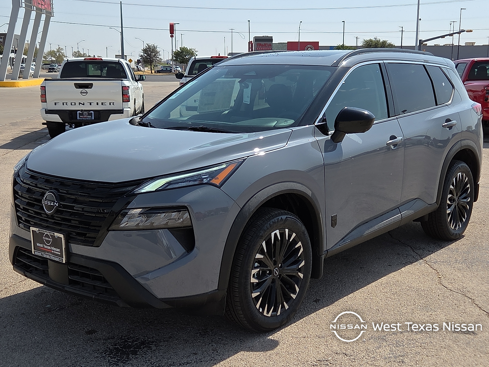 2026 Nissan Rogue Dark Armor Front-Wheel Drive 2026.5