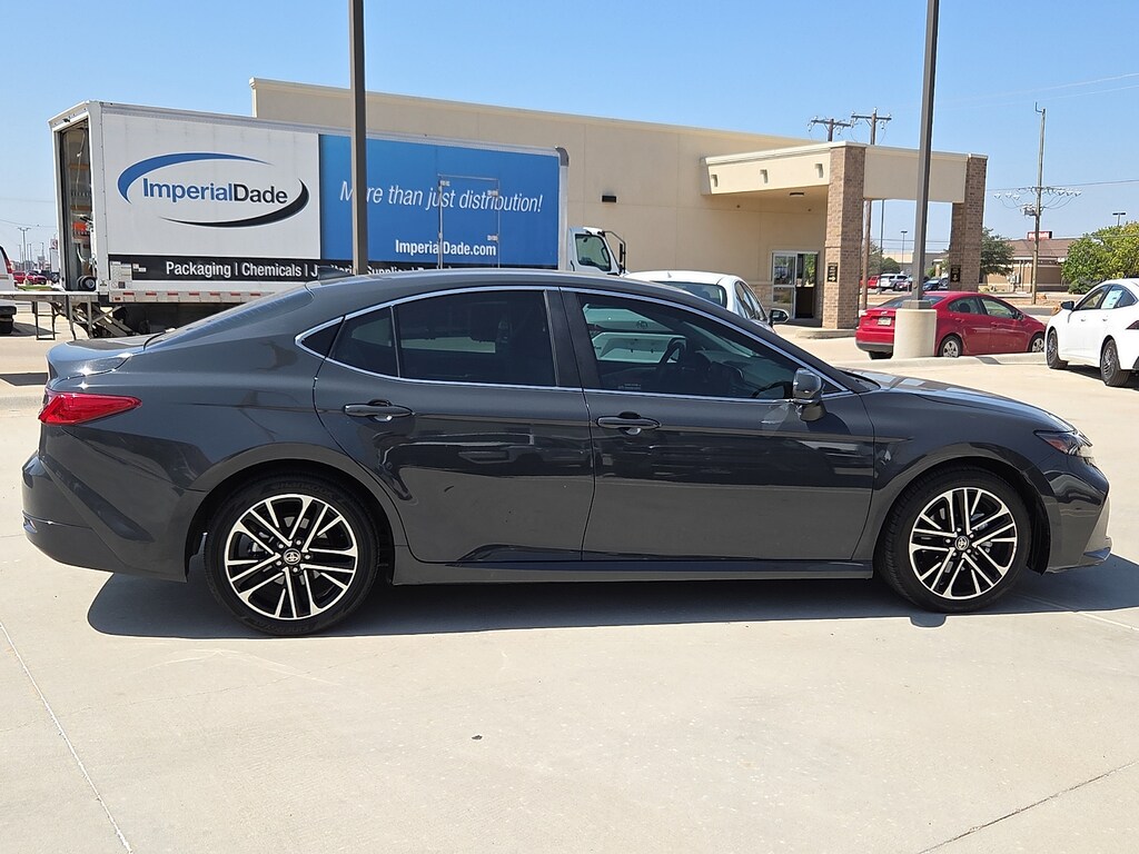 Used 2025 Toyota Camry XLE