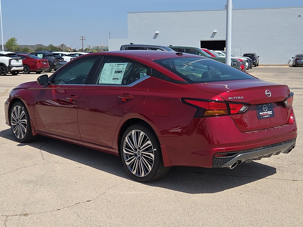 New 2026 Nissan Altima SV Front-Wheel Drive Sedan