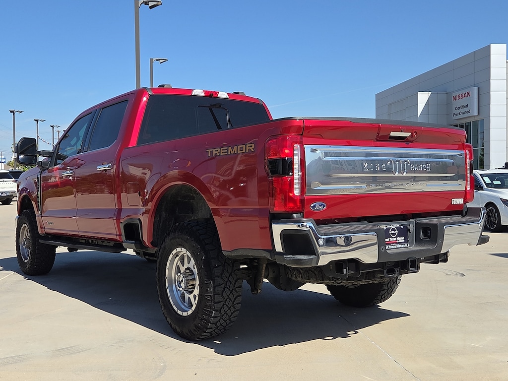 Used 2024 Ford F-250 King Ranch 4x4 Crew Cab 8 ft. box 176 in. WB SRW Sedan