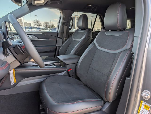 2026 Ford Explorer ST - Photo 21
