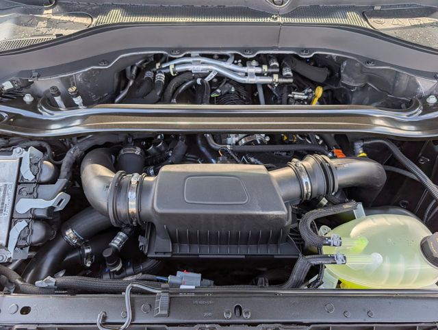 2026 Ford Explorer ST - Photo 28