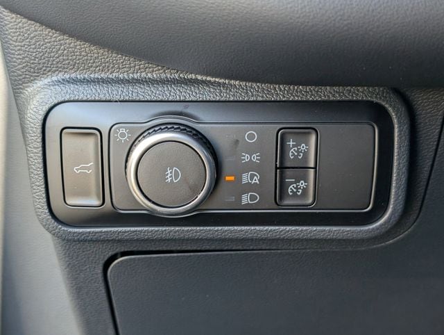 2026 Ford Explorer ST - Photo 17