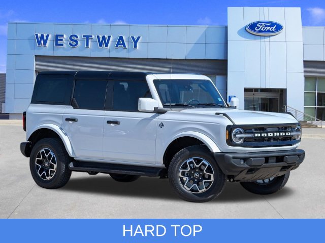 2026 Ford Bronco Outer Banks SUV