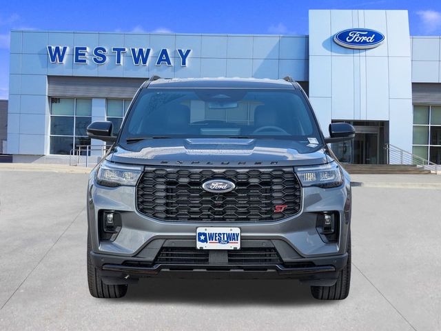 2026 Ford Explorer ST - Photo 7