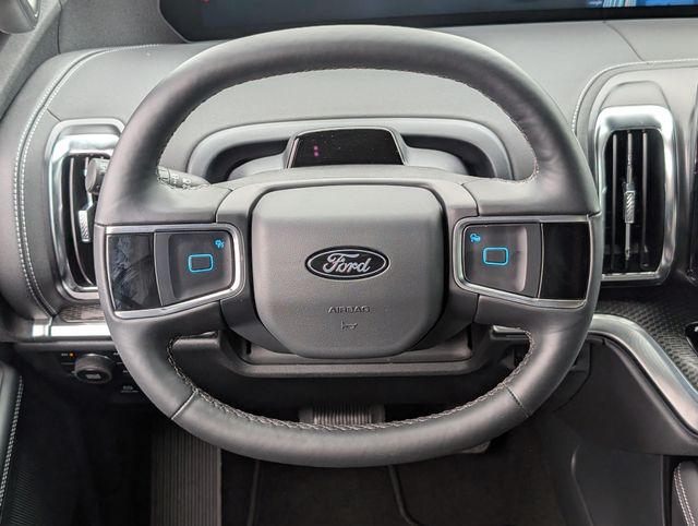 2026 Ford Expedition Platinum - Photo 10