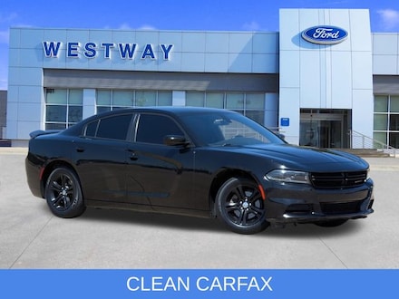2022 Dodge Charger SXT Sedan