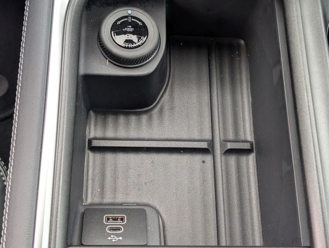 2026 Ford Expedition Platinum - Photo 14