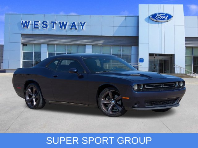 2016 Dodge Challenger SXT Coupe