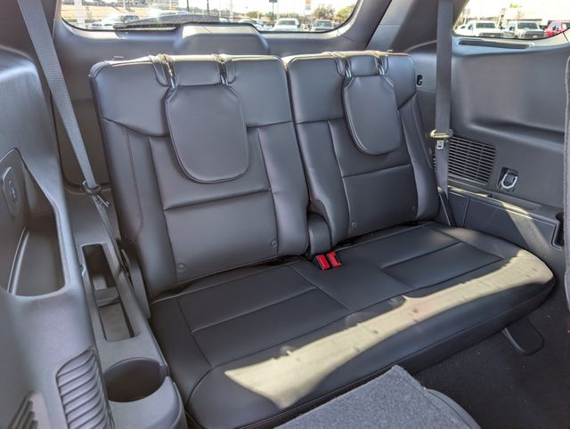 2026 Ford Explorer ST - Photo 24