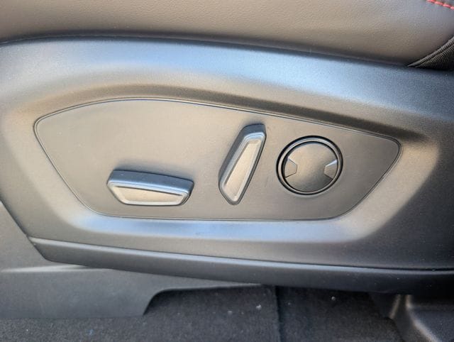 2026 Ford Explorer ST - Photo 22