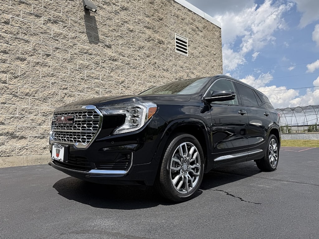 Used 2024 GMC Terrain Denali AWD Denali AWD SUV
