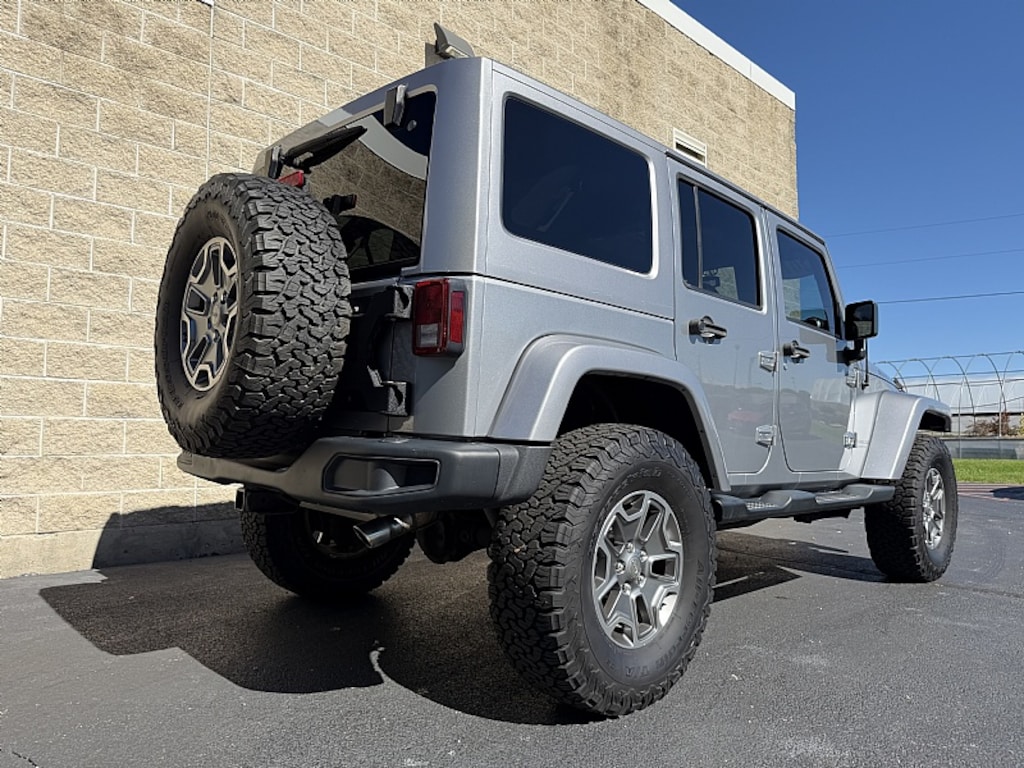 Used 2015 Jeep Wrangler Unlimited Rubicon SUV