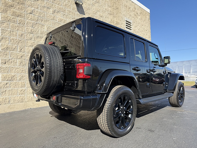 Used 2022 Jeep Wrangler Unlimited High Altitude 4x4 High Altitude SUV