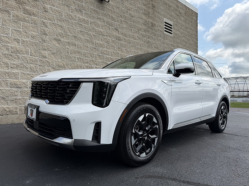 Used 2025 Kia Sorento S S SUV