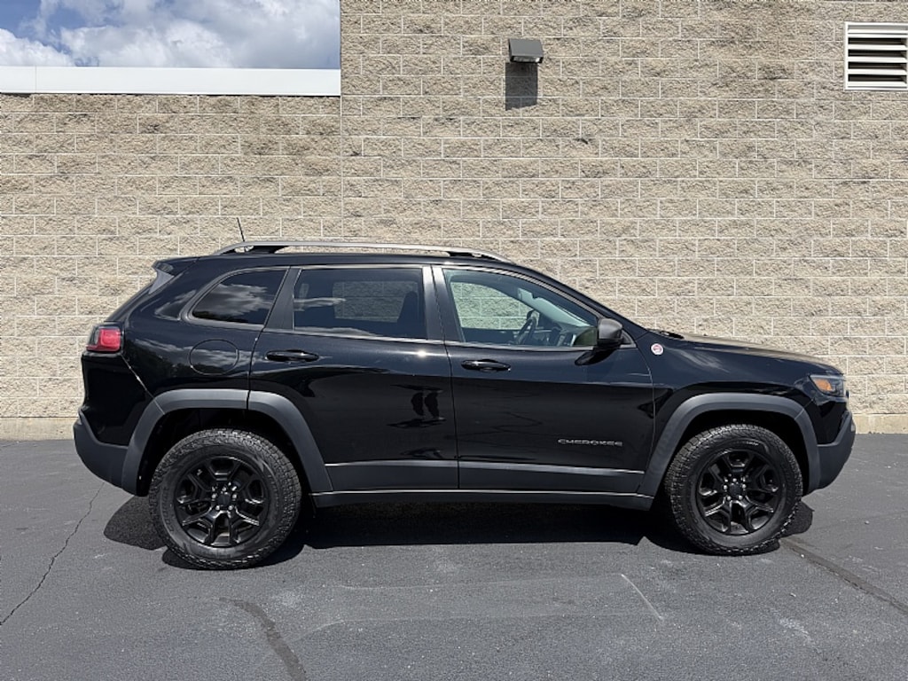 Used 2019 Jeep Cherokee Trailhawk 4x4 Trailhawk SUV