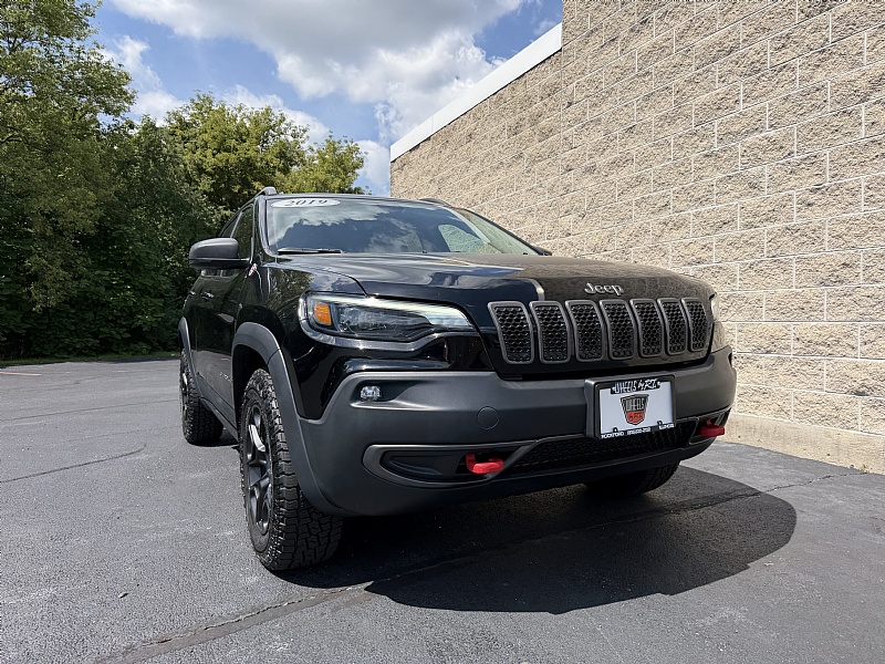 Used 2019 Jeep Cherokee Trailhawk 4x4 Trailhawk SUV