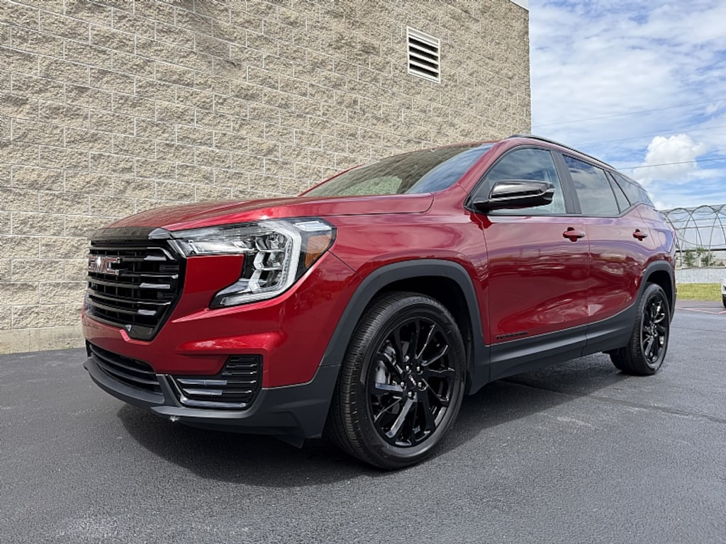 Used 2023 GMC Terrain SLE SLE SUV