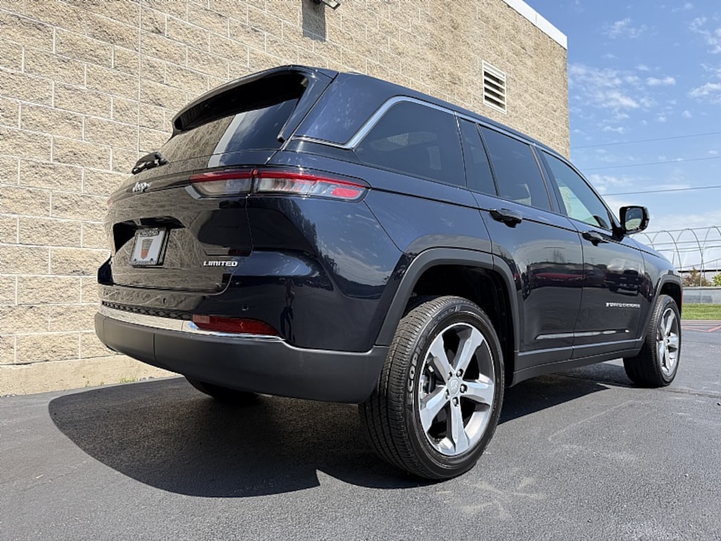 Used 2024 Jeep Grand Cherokee Limited 4x4 Limited SUV