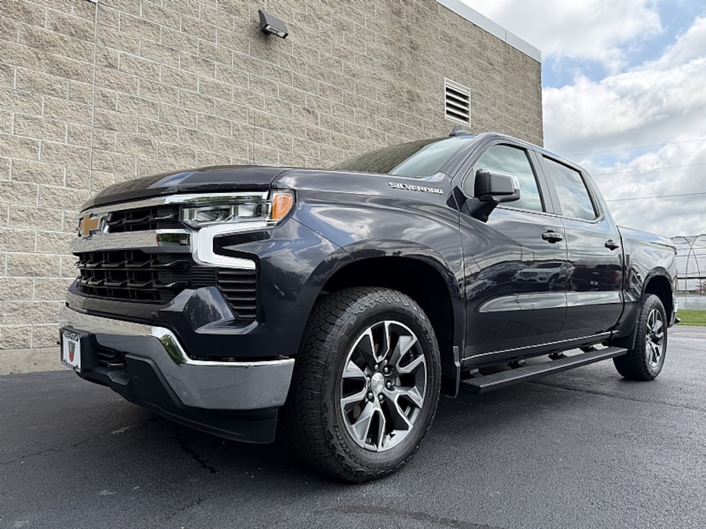 Used 2024 Chevrolet Silverado 1500 LT 4x4 LT Truck Crew Cab
