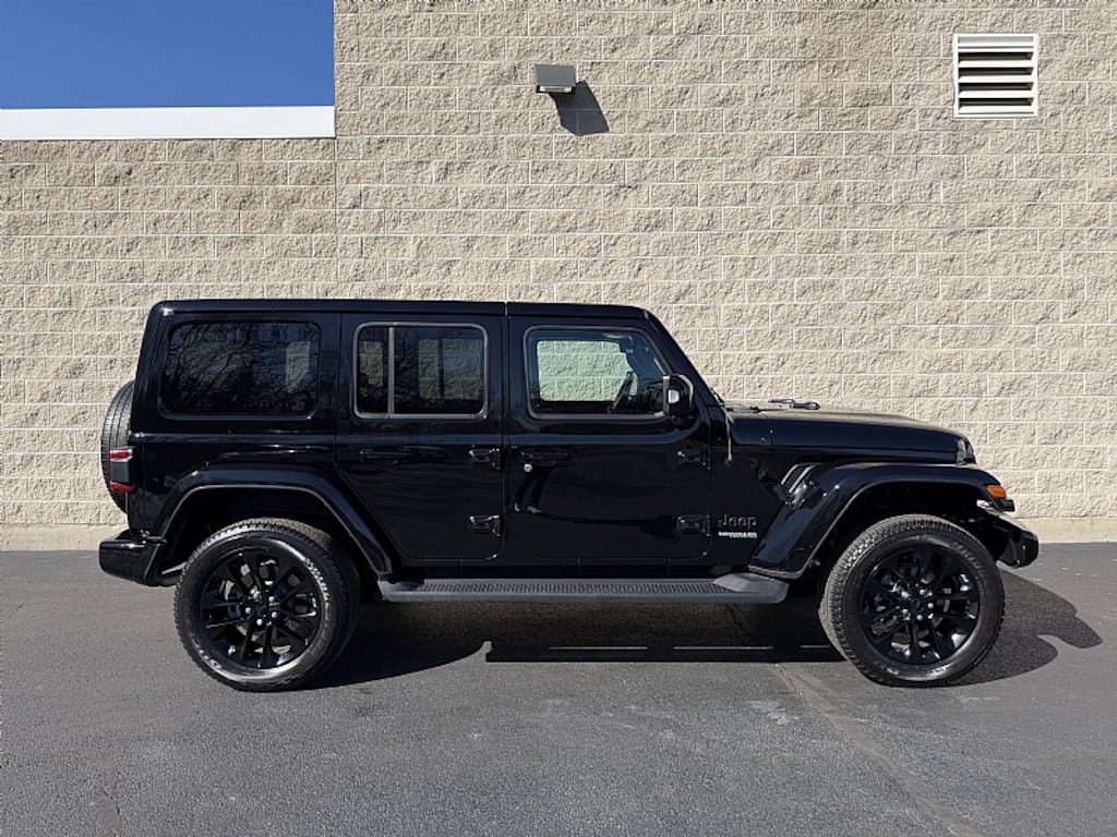 Used 2022 Jeep Wrangler Unlimited High Altitude 4x4 High Altitude SUV